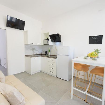 Salentin Home - Sunrelax San Pietro in Bevagna Luaran gambar