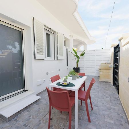 Salentin Home - Sunrelax San Pietro in Bevagna Luaran gambar